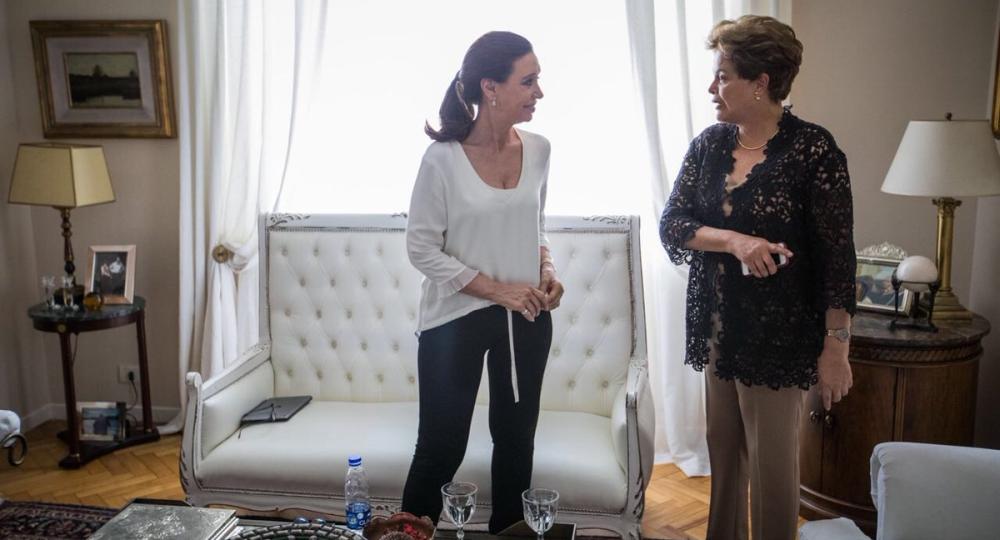 Cristina se reunió con Dilma y denunció
