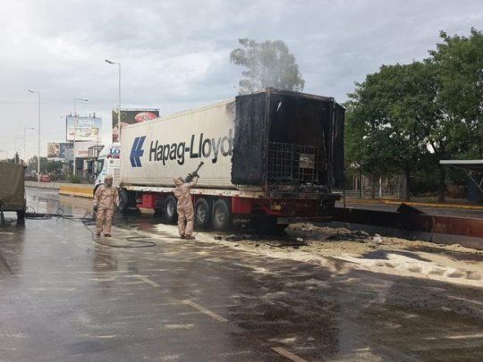 Acceso Oeste Aseguran Que Est Controlado El Derrame De Sustancias T Xicas