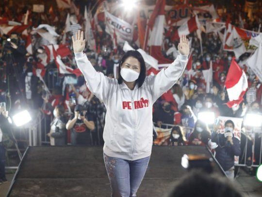 Fujimori no reconocerá una victoria de Castillo en el balotaje en Perú