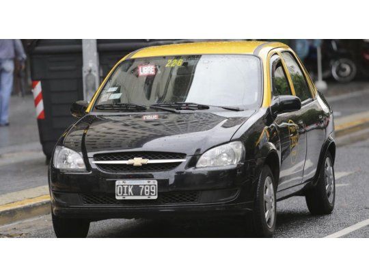 Viajar en taxis es 15 más caro