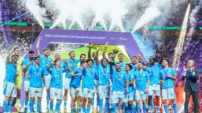 Con dos goles de Julián Álvarez Manchester City se coronó campeón del