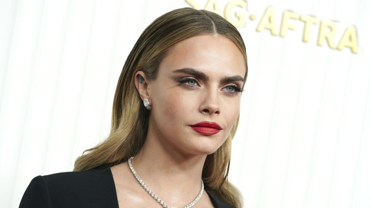 Un feroz incendió destruyó la mansión de la actriz y modelo Cara Delevingne