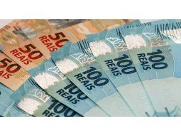 El real acumula una caída del 25% frente al dólar en lo que va de 2020.