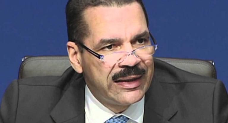 Ronald Noble, ex secretario general de Interpol, aseguró que ninguna autoridad argentina solicitó el levantamiento de las cautelares rojas contra los iraníes acusados por el atentado a la AMIA. 