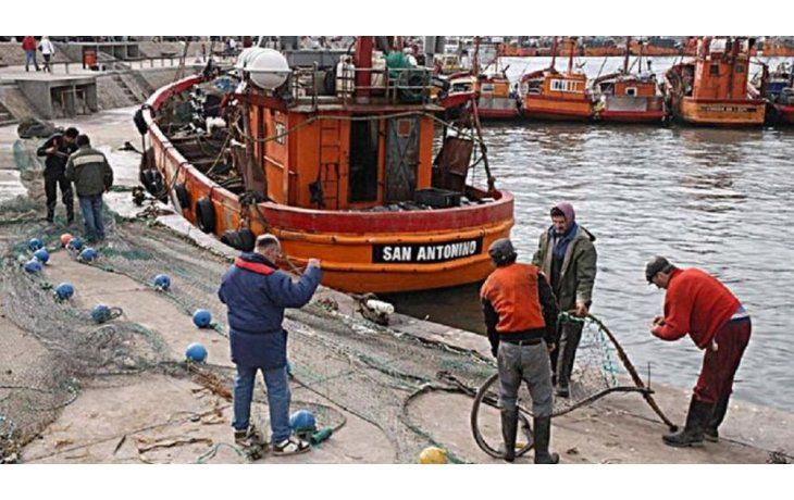 Naufragio En El Mar: Hallaron El Pesquero Hundido Y Buscan A Los ...