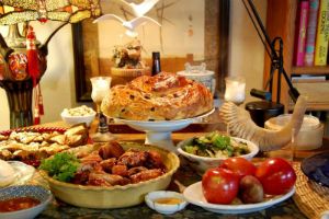 Las grandes comidas en familia, que son tradicionales en el judaísmo, se tendrán que hacer por videollamada por la pandemia.