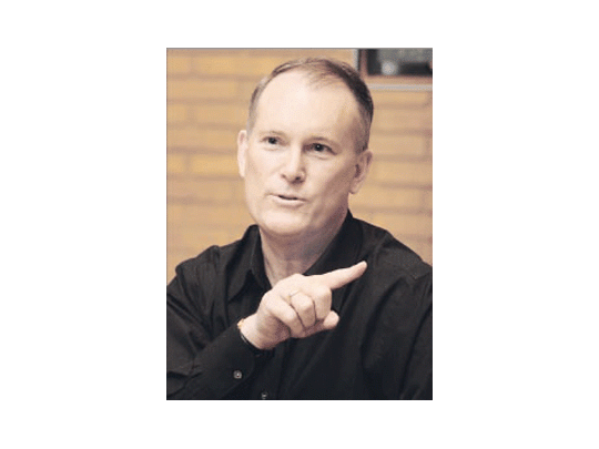 «Uno sabe de partida que el tema atrae, a la gente le interesa y le gusta viajar, y más aún en avión. Lo difícil de nuestra labor es hacer que el mensaje sea interesante», sentencia Rick Wilbins.