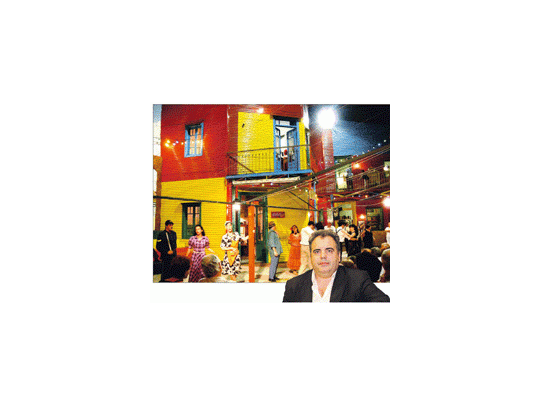 «Ofrecemos un prólogo entretenido, divertido y sabroso a quienes luego querrán ir a las milongas», indica Gustavo Rosa.