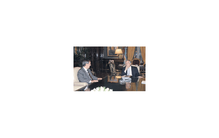 En el encuentro ayer en la Casa Rosada, Néstor Kirchner le prometió a Juan Schiaretti que compensará a Córdoba con obras por su aporte en materia de retenciones a las exportaciones.