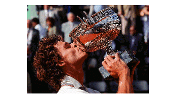 ámbito.com | Gustavo Kuerten se coronó por tercera vez campeón de Roland Garros