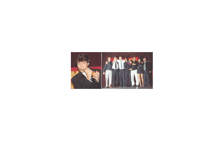 ámbito.com | Tinelli y el elenco de Okupas.