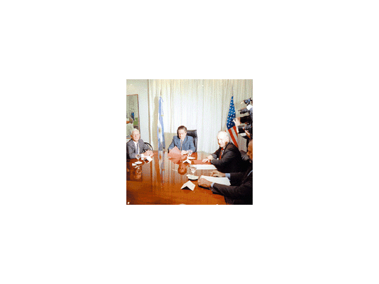 Duhalde a O´Neill: Es momento justo para firmar con el Fondo