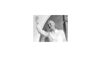 ámbito.com | Esther Goris en la piel de Evita en el film Eva Perón