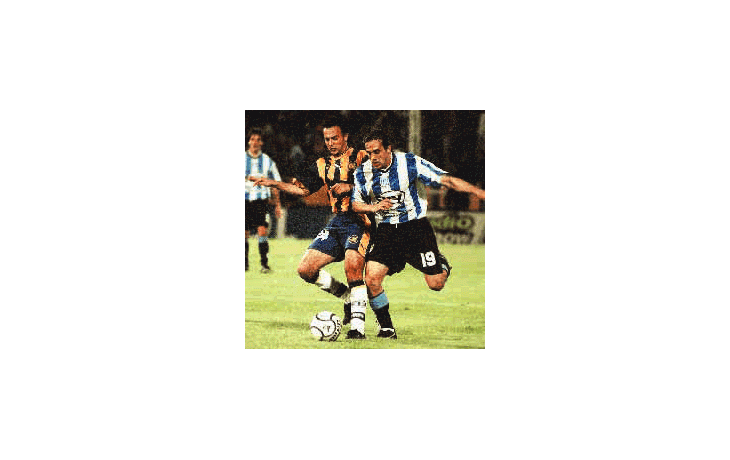 GRAN TRIUNFO DE RACING EN ROSARIO