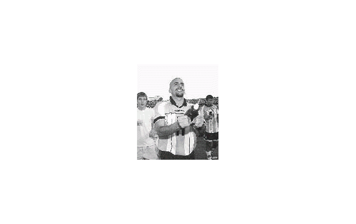 Juan Sebastián Verón festeja el triunfo de la Argentina
