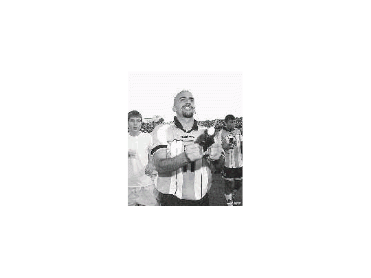 Juan Sebastián Verón festeja el triunfo de la Argentina