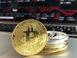 El Bitcoin cayó debajo de los u$s7.000 por primera vez en cuatro días.