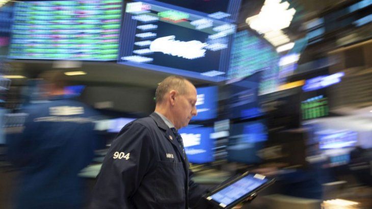 Acciones argentinas cayeron hasta 5,1% en Wall Street