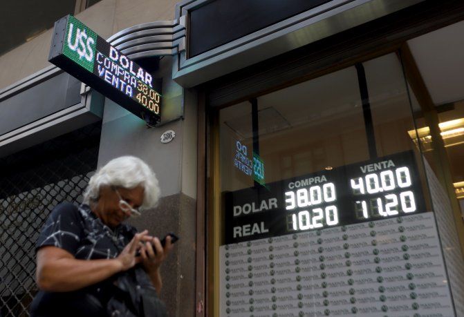 Analistas aseguran que el dÃ³lar estÃ¡ en el promedio de los Ãºltimos 20 aÃ±os