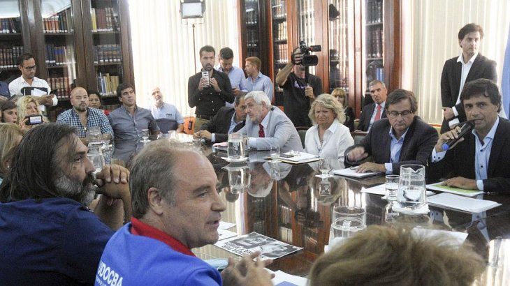 Los gremios docentes y el gobierno provincial vuelven a reunirse (Foto: archivo) Los gremios docentes y el gobierno provincial vuelven a reunirse (Foto: archivo)