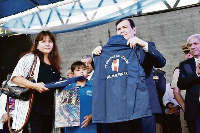 En Santiago, Gerardo Zamora pidió seguir reclamando la soberanía de las islas por la vía diplomática.