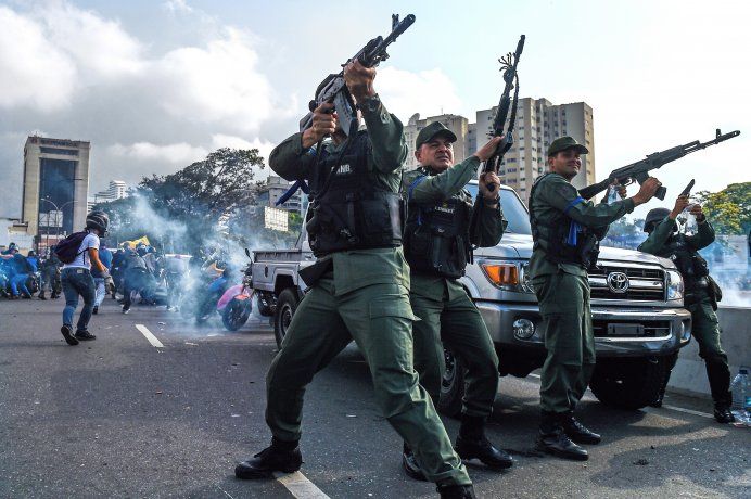 Venezuela arde y la Conmebol decidió suspender el partido de Argentinos Juniors.