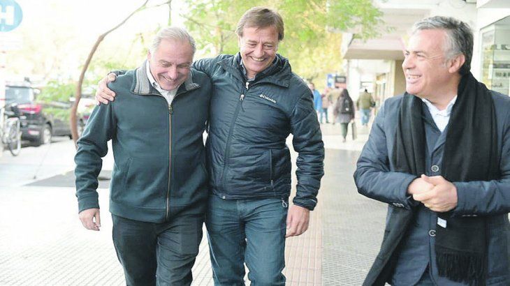 Pulseada. Rodolfo Suarez, intendente de la capital mendocina, llega a las internas con el respaldo explícito del gobernador radical, Alfredo Cornejo. Medirá fuerzas con el intendente de Cuyo, Omar de Marchi (PRO).