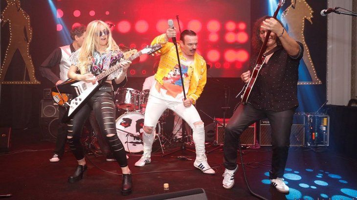 <p>La banda Dr. Queen en acción.</p>