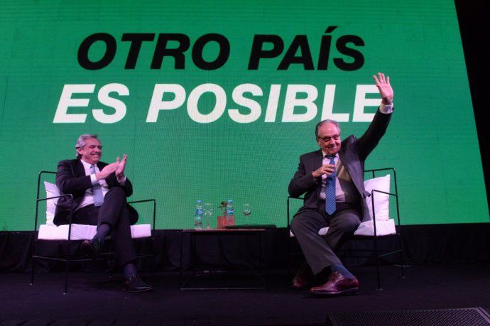 Alberto Fernández: Estamos virtualmente en default