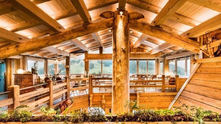 <p>Les Maison de Bois.</p>