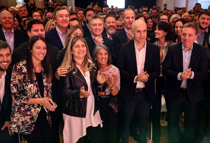 El  presidente Mauricio Macri participó de la  inauguración del nuevo edificio del Banco Santander, en el barrio  porteño de San Telmo.