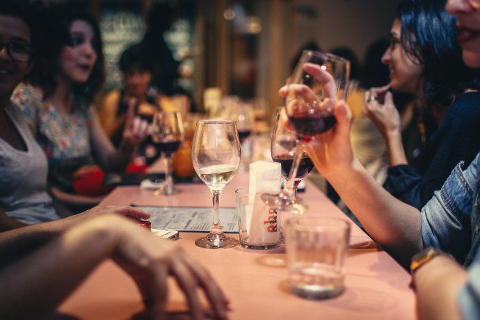 El Día del Amigo tendrá un impacto positivo en el rubro gastronómico.