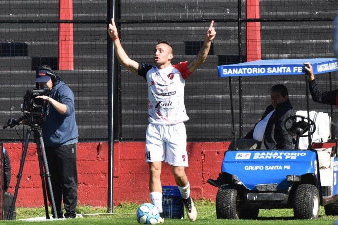 Chimino anotó el gol de los entrerrianos. Chimino anotó el gol de los entrerrianos.
