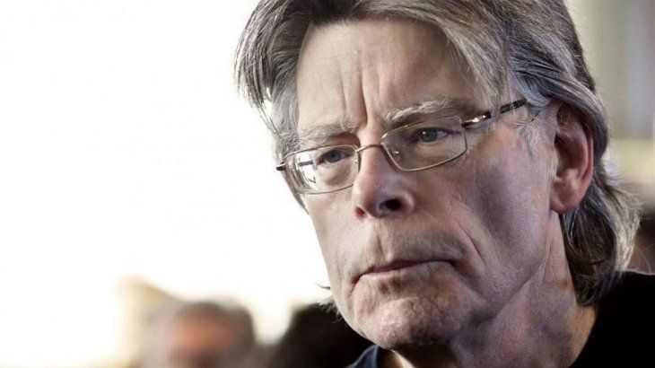 Stephen King describió sentirse como Jack Torrance, personaje de su libro "El Resplandor", durante la cuarentena. 