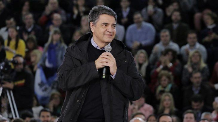<p>Jorge Macri abrió el cierre de campaña con un discurso en el que ponderó a María Eugenia Vidal, a Horacio Rodríguez Larreta y Mauricio Macri.</p>