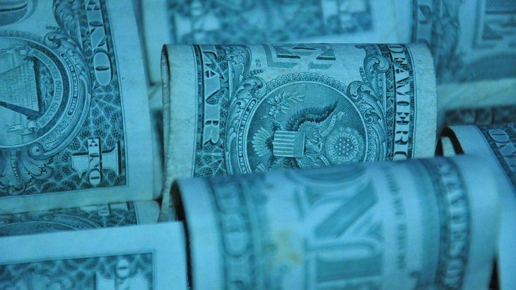 El dólar blue registró una disparada semanal de $5