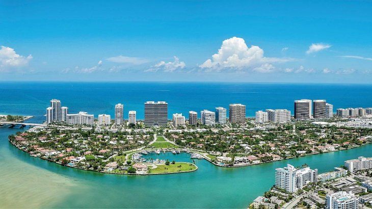 <p>“El argentino sabe reconocer lo sofisticado. Bal Harbour es un lugar tan mágico, es como una pequeña comunidad donde lo tenés todo: si te querés mover, te movés y sino te quedás ahí. Hay playas súper tranquilas y es muy seguro”, indicó la representante del destino.</p>