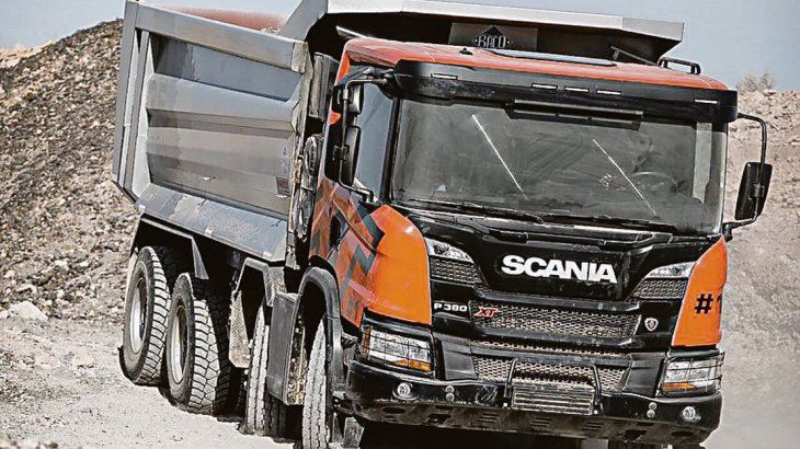 Scania decidió reducir la producción en su fábrica de Tucumán