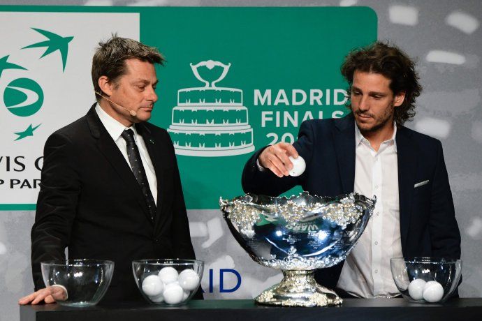 <p>Gaudio, durante el sorteo de las Finales de la Davis. Argentina enfrentará a Chile y Alemania por el Grupo B.</p>