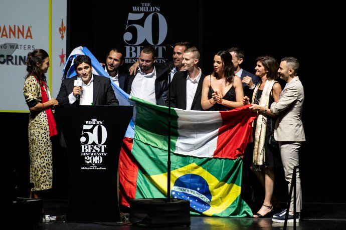 <p>Colagreco, al ser coronado como el mejor del mundo por la influyente lista "50 Best"</p>