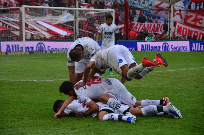 Central Córdoba eliminó a Estudiantes LP y está en la semifinal de la Copa Argentina.