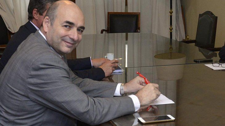 <p>Alejandro Tullio fue titular de la Dirección Nacional Electoral (DINE) y ahora es el responsable de los Asuntos Públicos del Correo Argentino. </p>