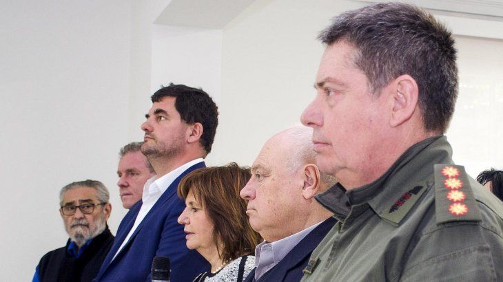 Gerardo Milman, Eugenio Burzaco, Patricia Bullrich y Gerardo Otero, jefe de Gendarmería.