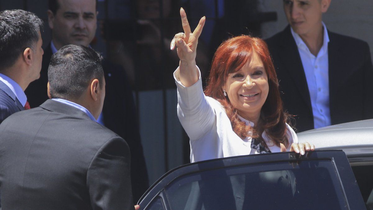 Punto para Cristina: la RAE aclaró que es correcto decir