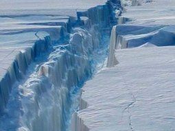 por primera vez se detecto agua tibia bajo un glaciar de la antartida