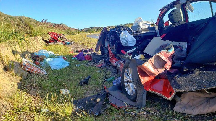 Impactante Accidente Cinco Personas Murieron Por Un Choque Entre Un Auto Y Un Colectivo En Las 7173