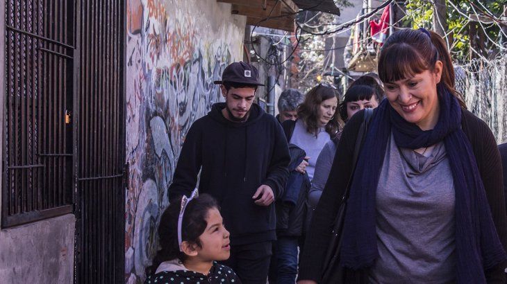 El objetivo de Miño es poder llevar los servicios básicos a los barrios populares.