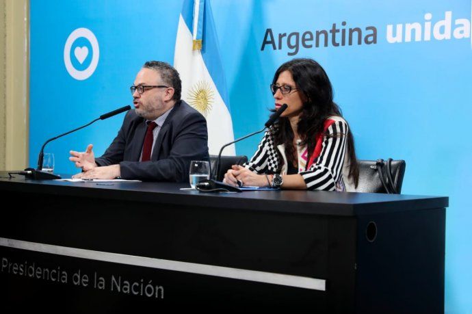 La iniciativa fue presentada por el ministro de Desarrollo Productivo, Matías Kulfas, y la secretaria de Comercio Interior, Paula Español.