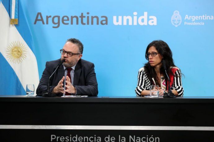 La iniciativa fue presentada por el ministro de Desarrollo Productivo, Matías Kulfas, y la secretaria de Comercio Interior, Paula Español.