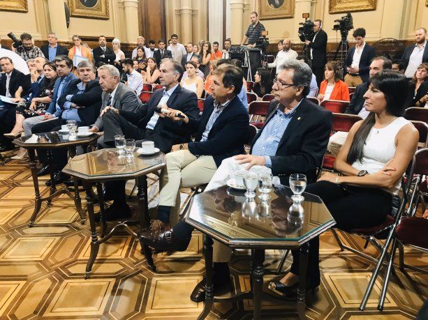 La comisión resolvió citar a todos los embajadores propuestos por el Poder Ejecutivo.